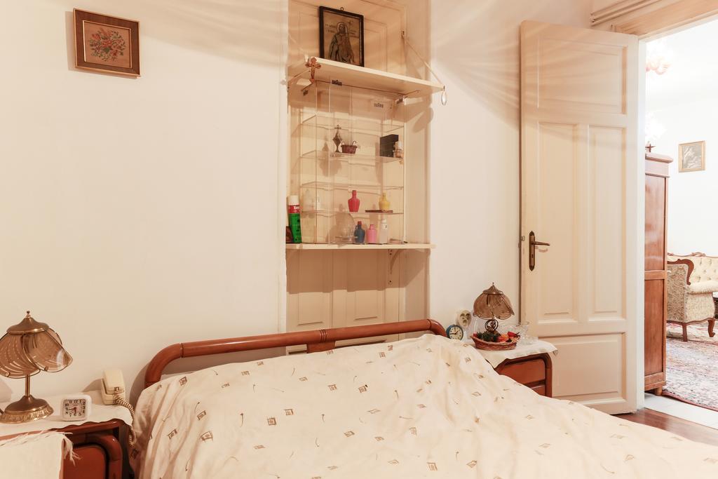 Filopappou Home Athens Exterior photo